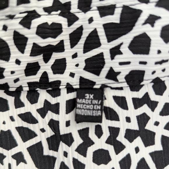 Notations Black and White Patterned Blouse - Picture 4 of 12
